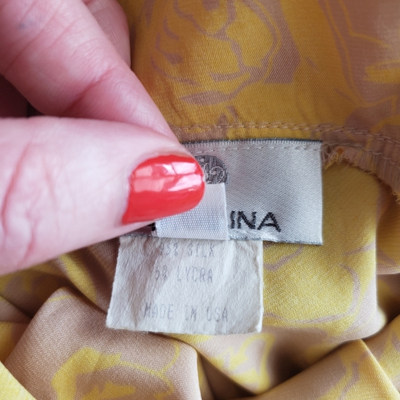 Miguelina Silk Flutter Tie Sleeve Blouse Y2K with Rose Pattern Size XS - Picture 5 of 5